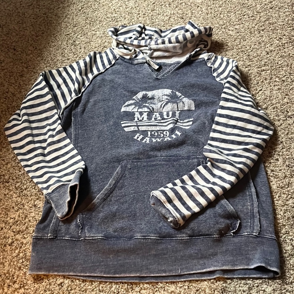 V neck, Maui Hawaii sweatshirt from Hawaii. New condition.